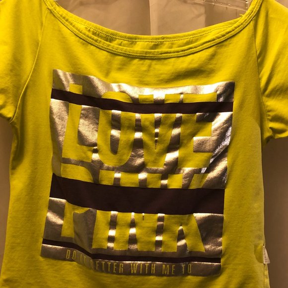 LOVE PINK, Cropped Tee - Picture 2 of 3